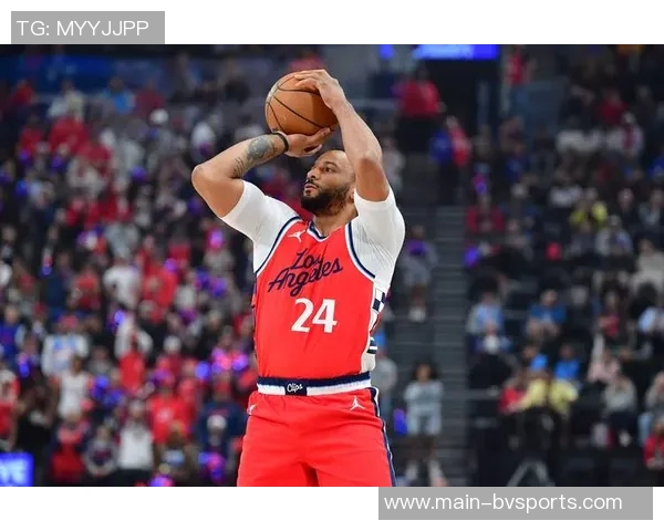 祖巴茨休赛期成功减重八磅身体轻盈力量提升显著