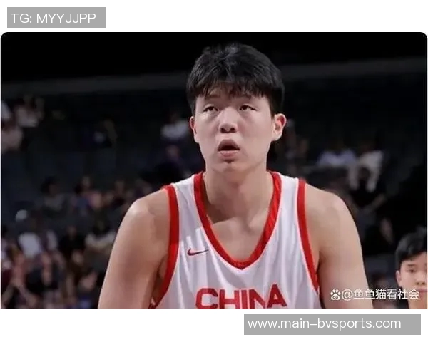 比卢普斯耐心指导杨瀚森学习与成长并重的篮球之路 比卢普斯耐心指导杨瀚森学习与成长并重的篮球之路