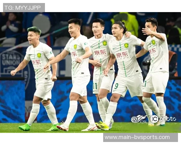 国安赛后横幅传递决心与遗憾明年再战誓言不屈服再创辉煌